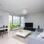 Free Parking, Quiet, One-bedroom At Kalamaja טאלין
