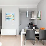 Free Parking, Quiet, One-bedroom At Kalamaja דירה טאלין