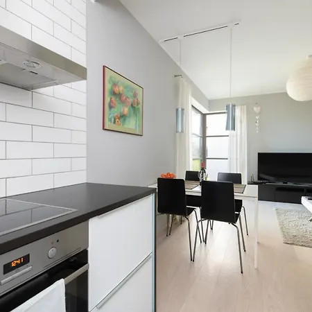 Free Parking, Quiet, One-bedroom At Kalamaja Apartmán *