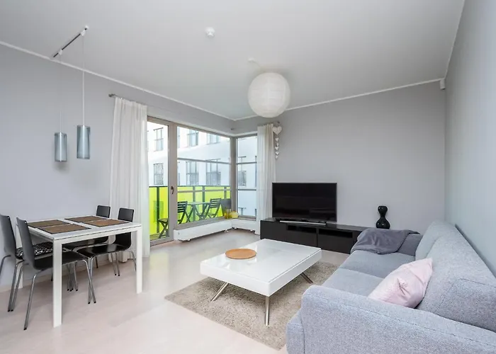 Free Parking, Quiet, One-bedroom At Kalamaja Ταλίν