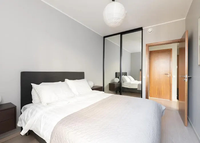 Free Parking, Quiet, One-bedroom At Kalamaja Ταλίν