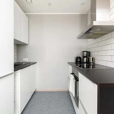 Free Parking, Quiet, One-bedroom At Kalamaja *